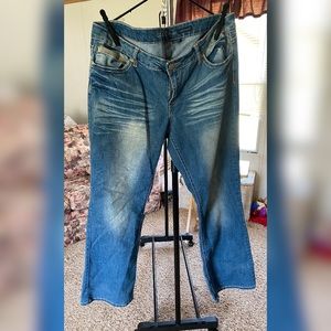 Women’s Plus Size 22 Boot Cut Jeans